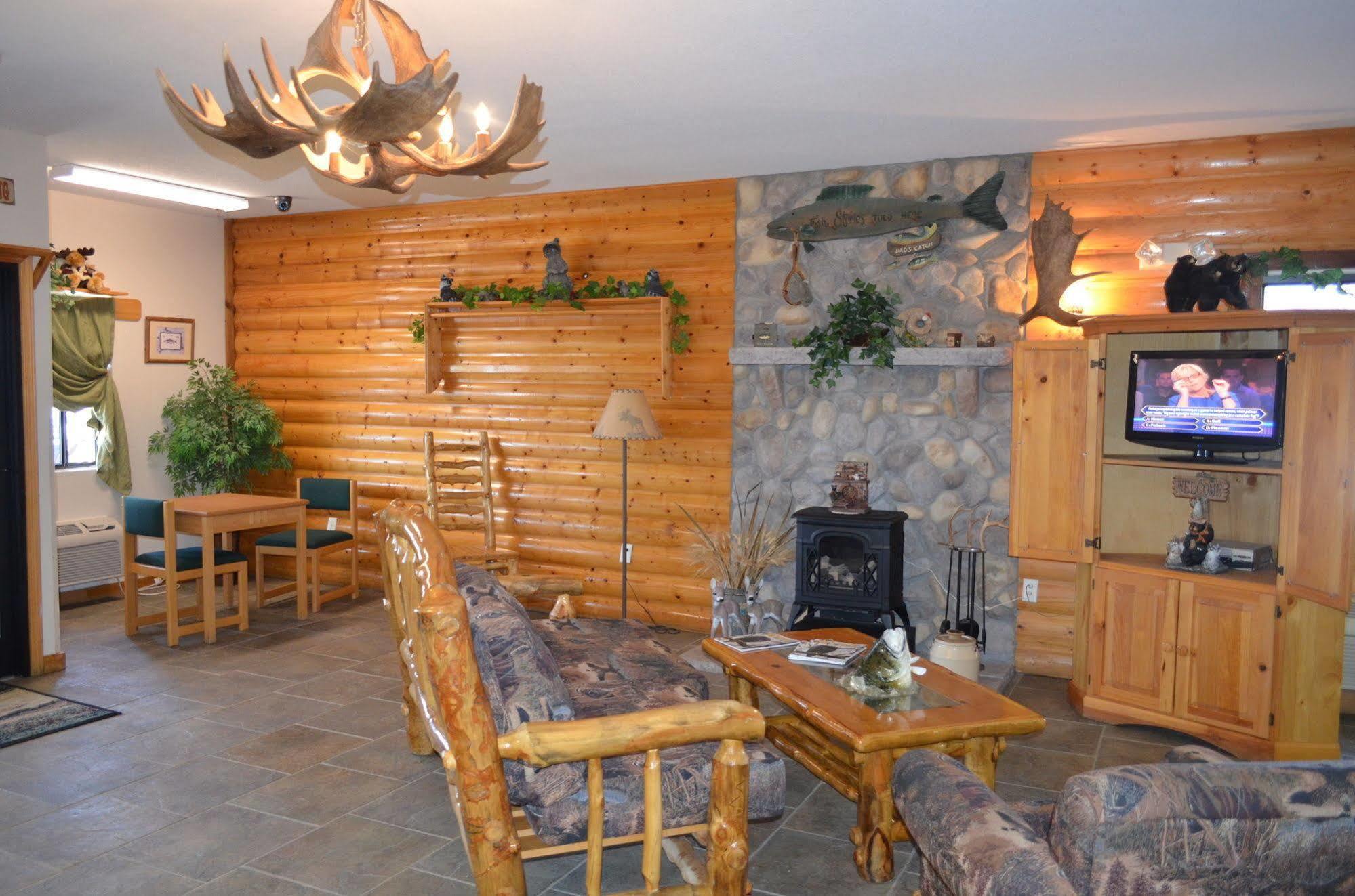 Booneslick Lodge - Neosho Exterior photo